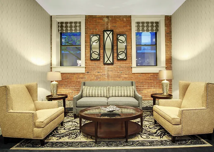Fairfield Inn & Suites By Marriott Keene Downtown